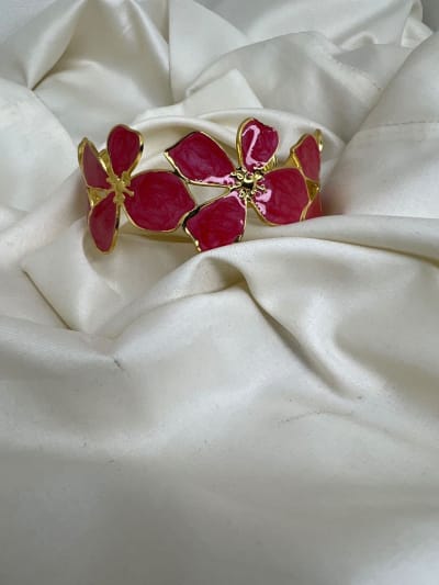 Bracelets — Crescent Link ZGA, JAWHARA BOX