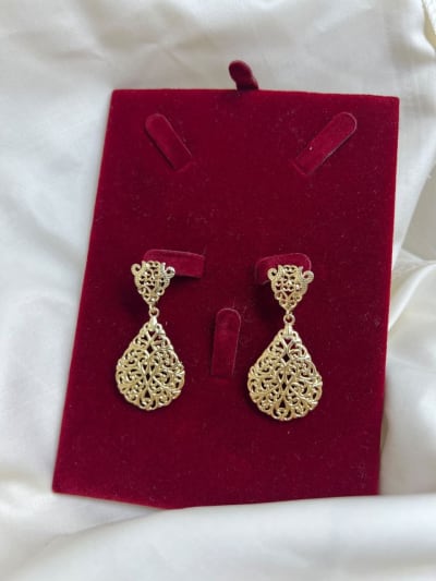 Boucles d'oreilles — Petal Threaders GT5, JAWHARA BOX