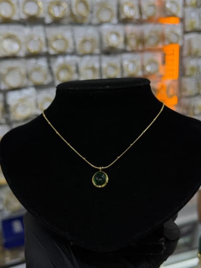 Colliers — Marble Pendant YD4, JAWHARA BOX