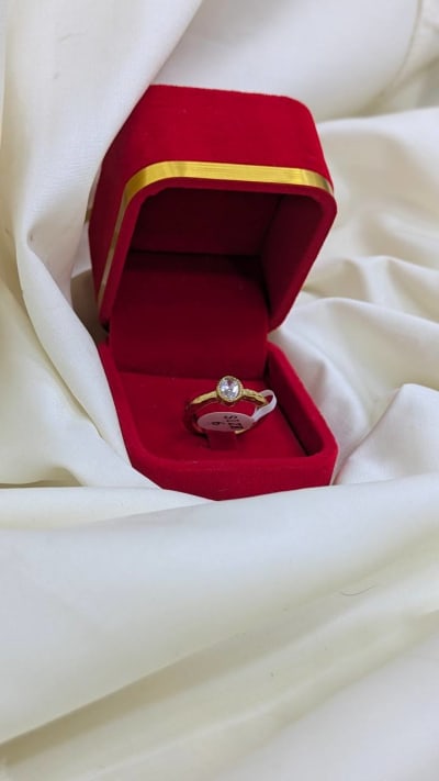 Bagues — Satin Signet KWH, JAWHARA BOX