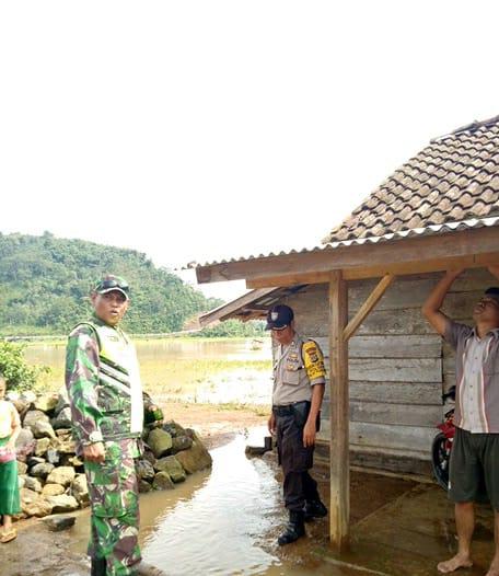 Tiga Heaktar Sawah Siap Panen Terendam Bajir di Kecamatan Ulu Belu