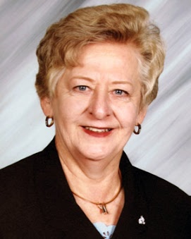 Nellie Ponikvar