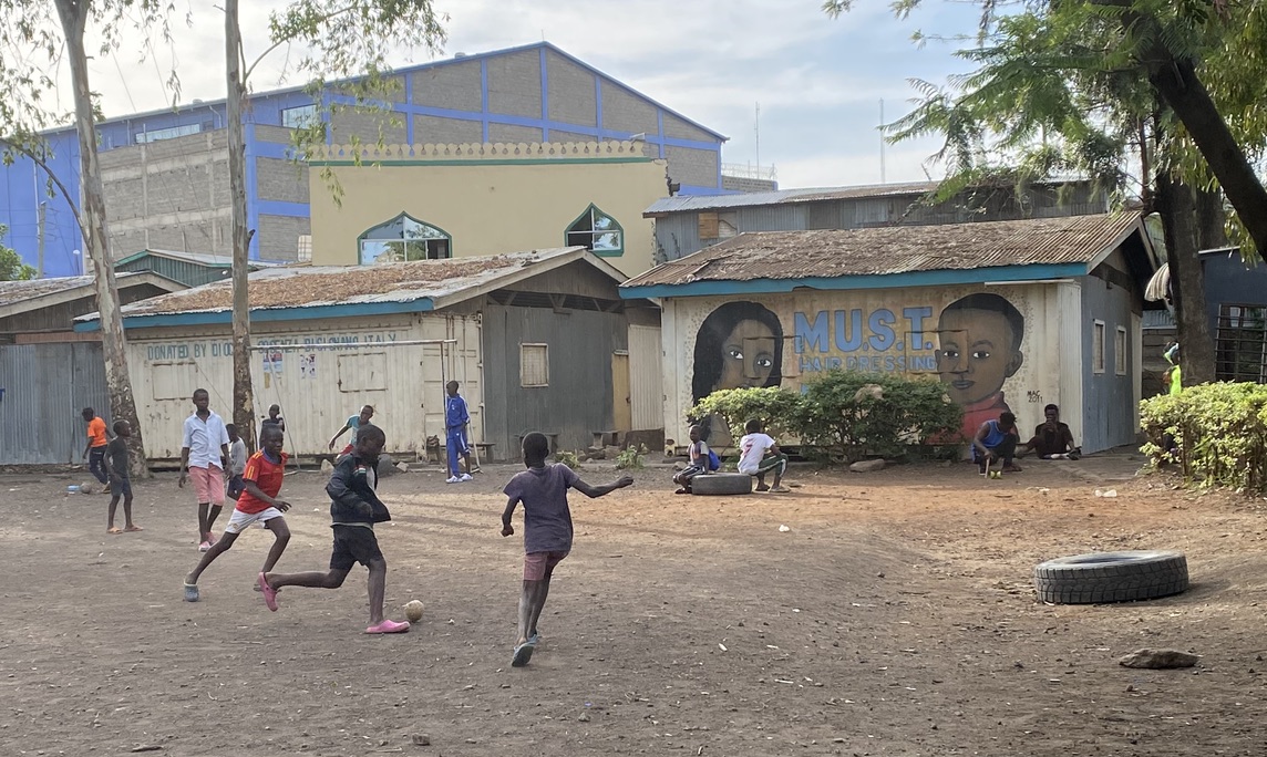 Towards more inclusive and resilient food systems for Nairobi's informal settlements