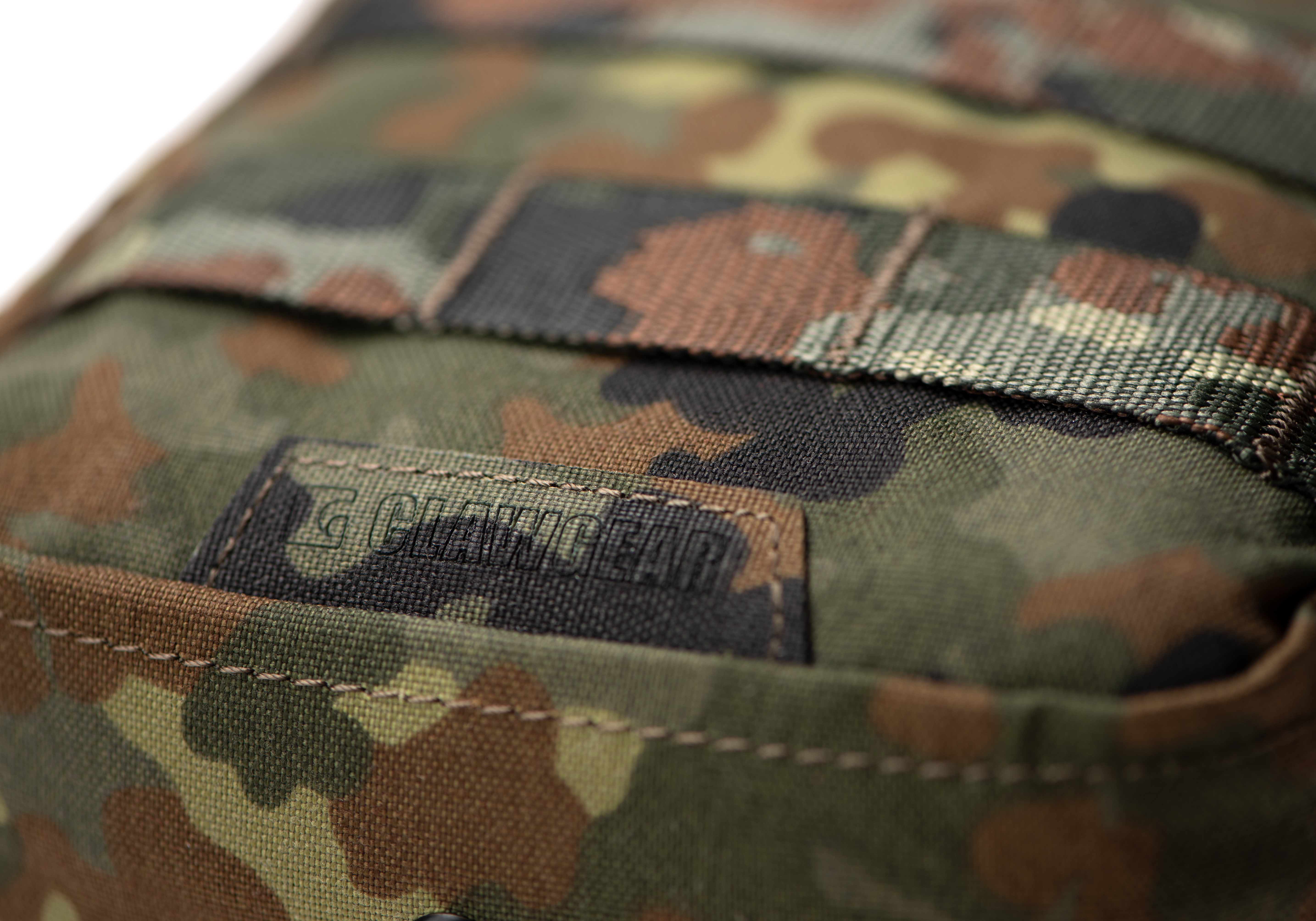Clawgear Medium Vertical Utility Pouch Core Clawgear Medium Vertical Utility Pouch Core