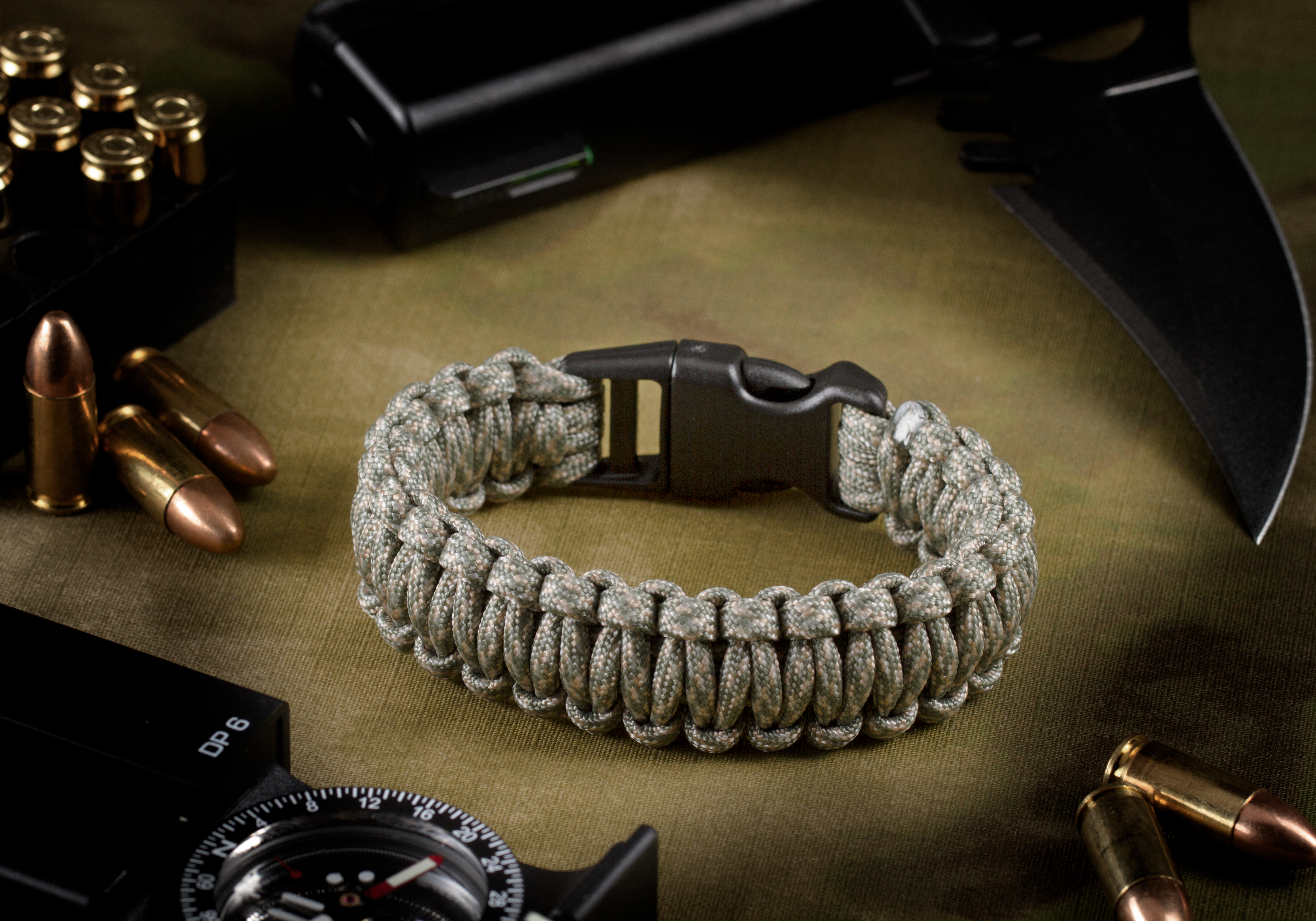 Invader Gear Paracord Bracelet Invader Gear Paracord Bracelet