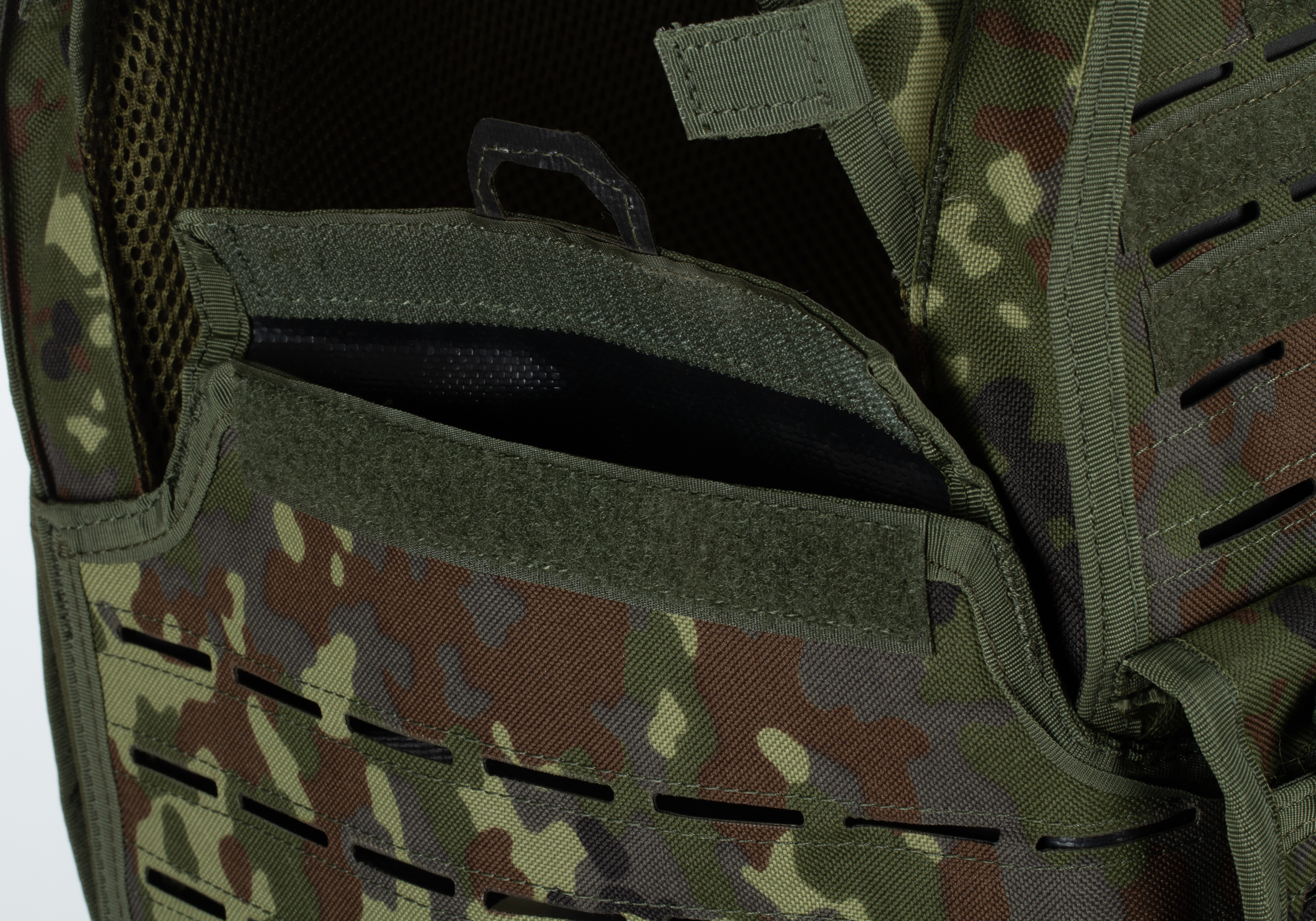 Invader Gear Reaper Plate Carrier Invader Gear Reaper Plate Carrier