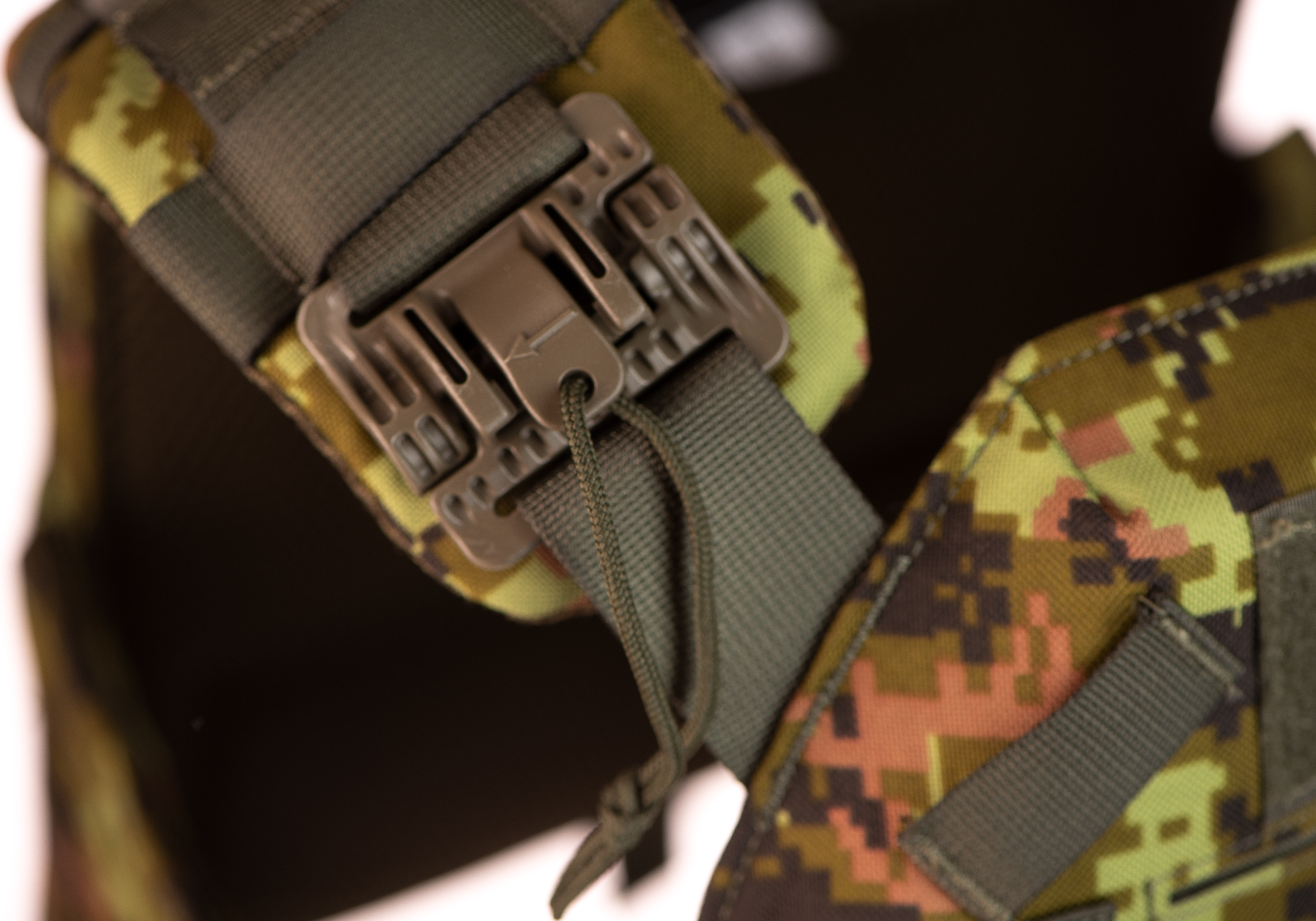 Invader Gear Reaper QRB Plate Carrier Invader Gear Reaper QRB Plate Carrier