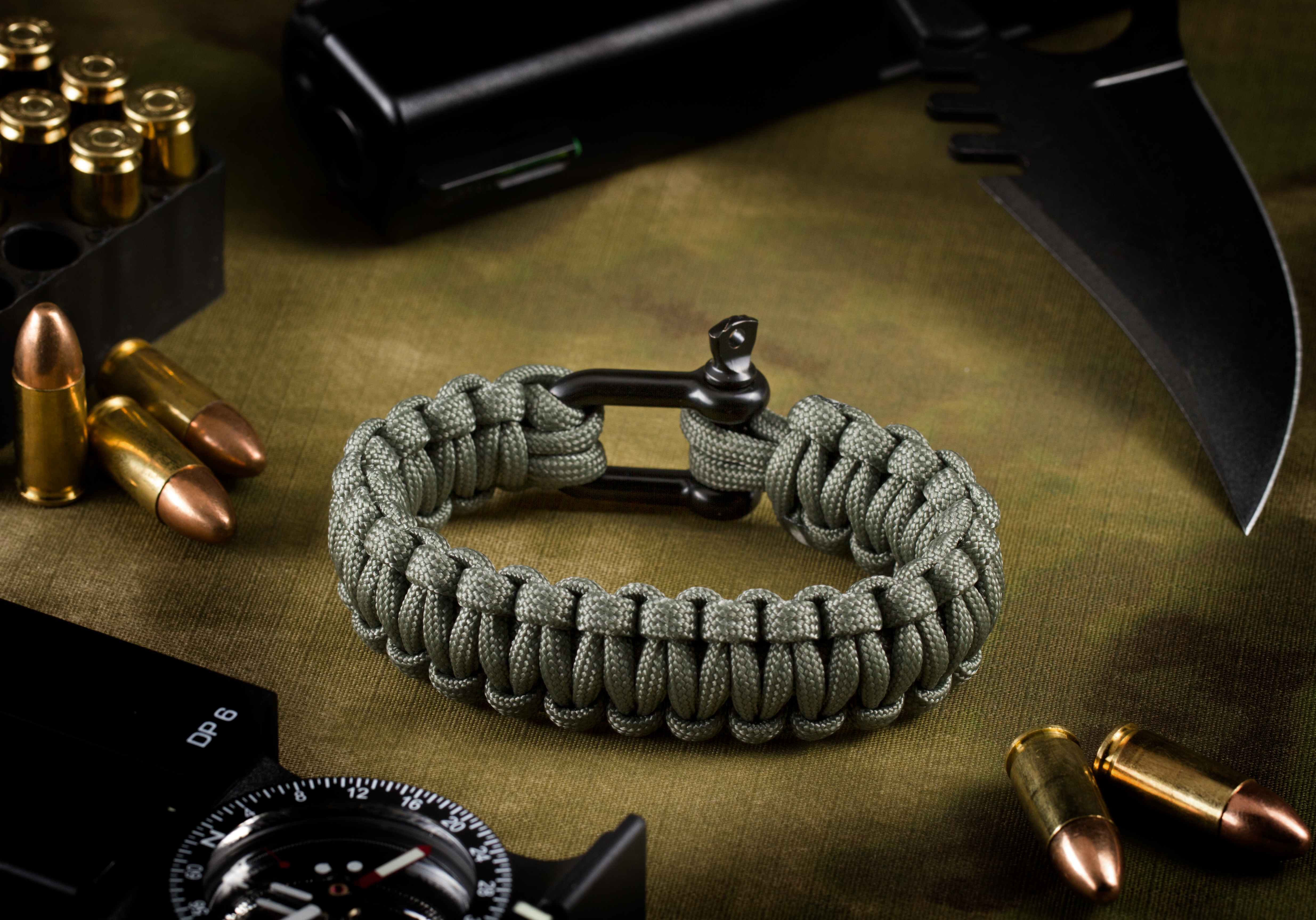 Invader Gear Shackle Bracelet Invader Gear Shackle Bracelet