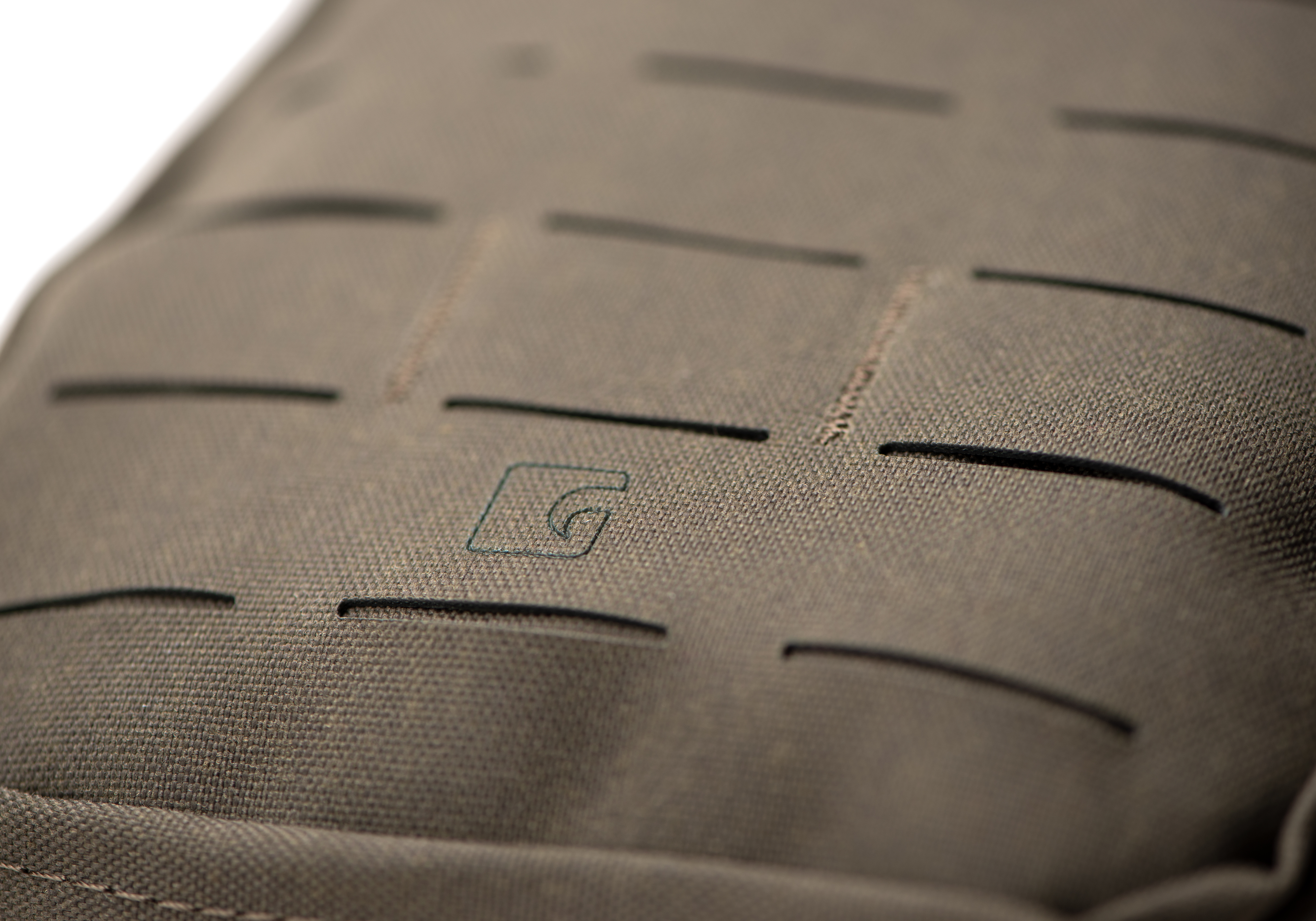 Clawgear Medium Vertical Utility Pouch LC Clawgear Medium Vertical Utility Pouch LC