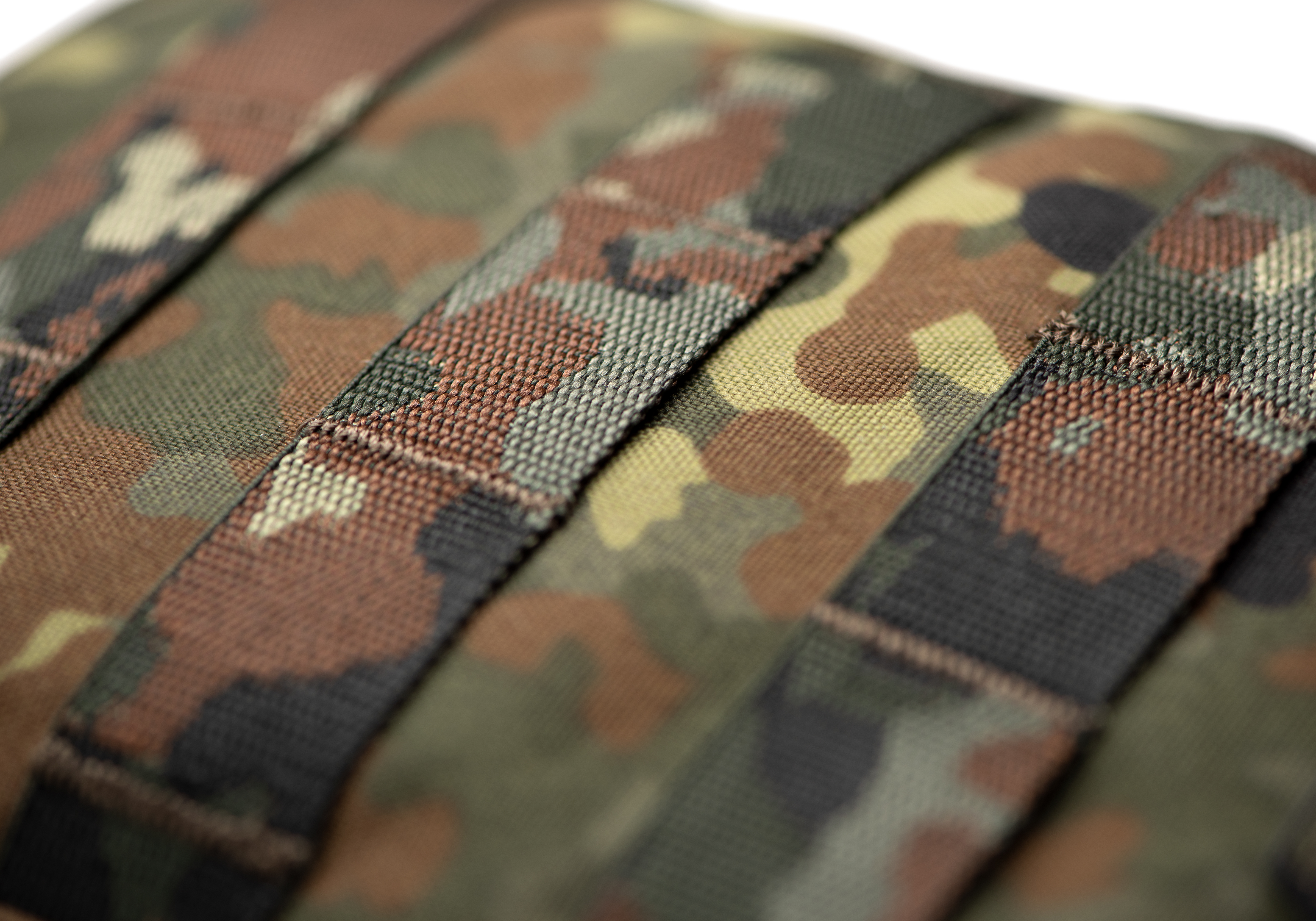 Clawgear Medium Vertical Utility Pouch Core Clawgear Medium Vertical Utility Pouch Core