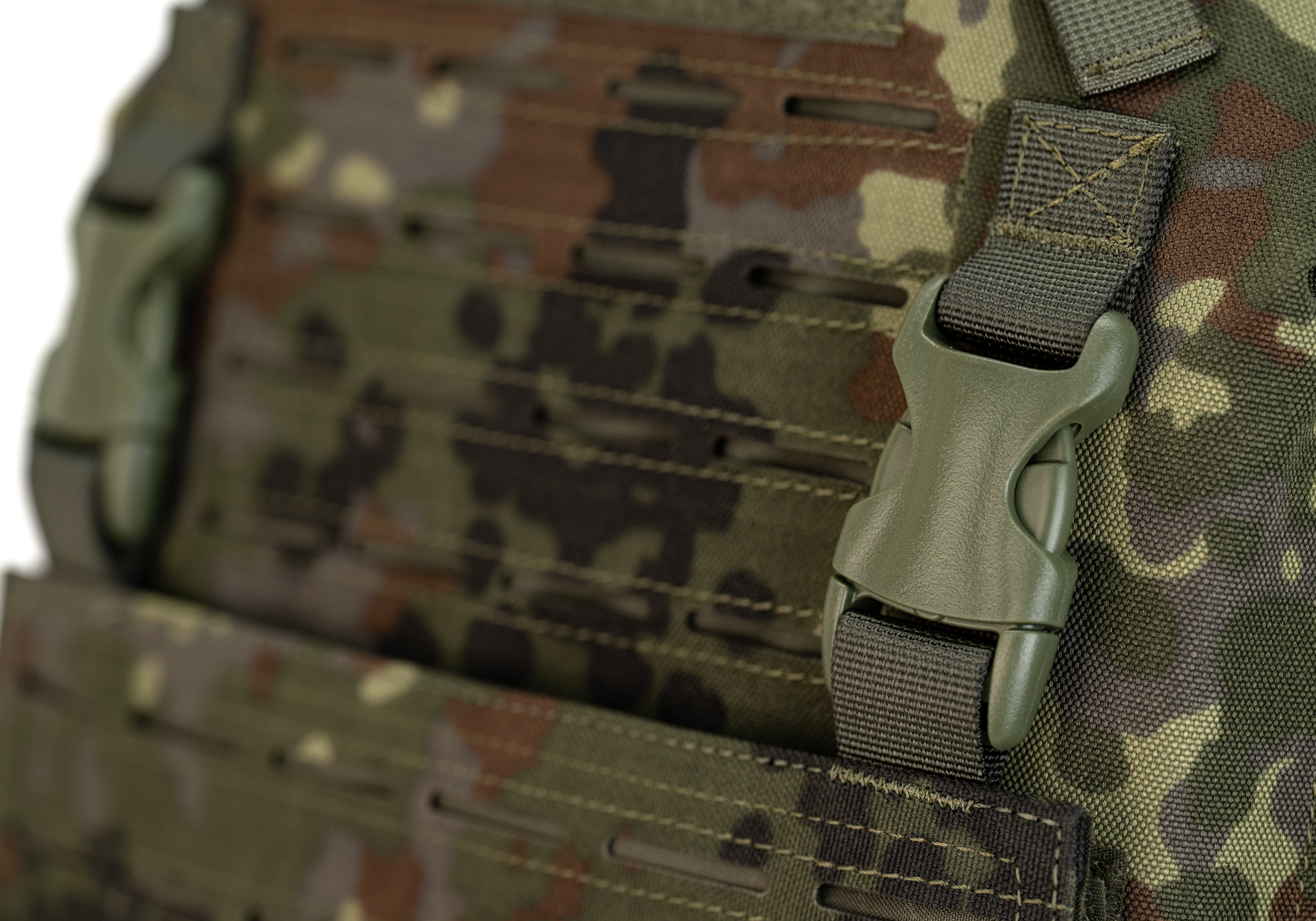 Invader Gear Reaper QRB Plate Carrier Invader Gear Reaper QRB Plate Carrier