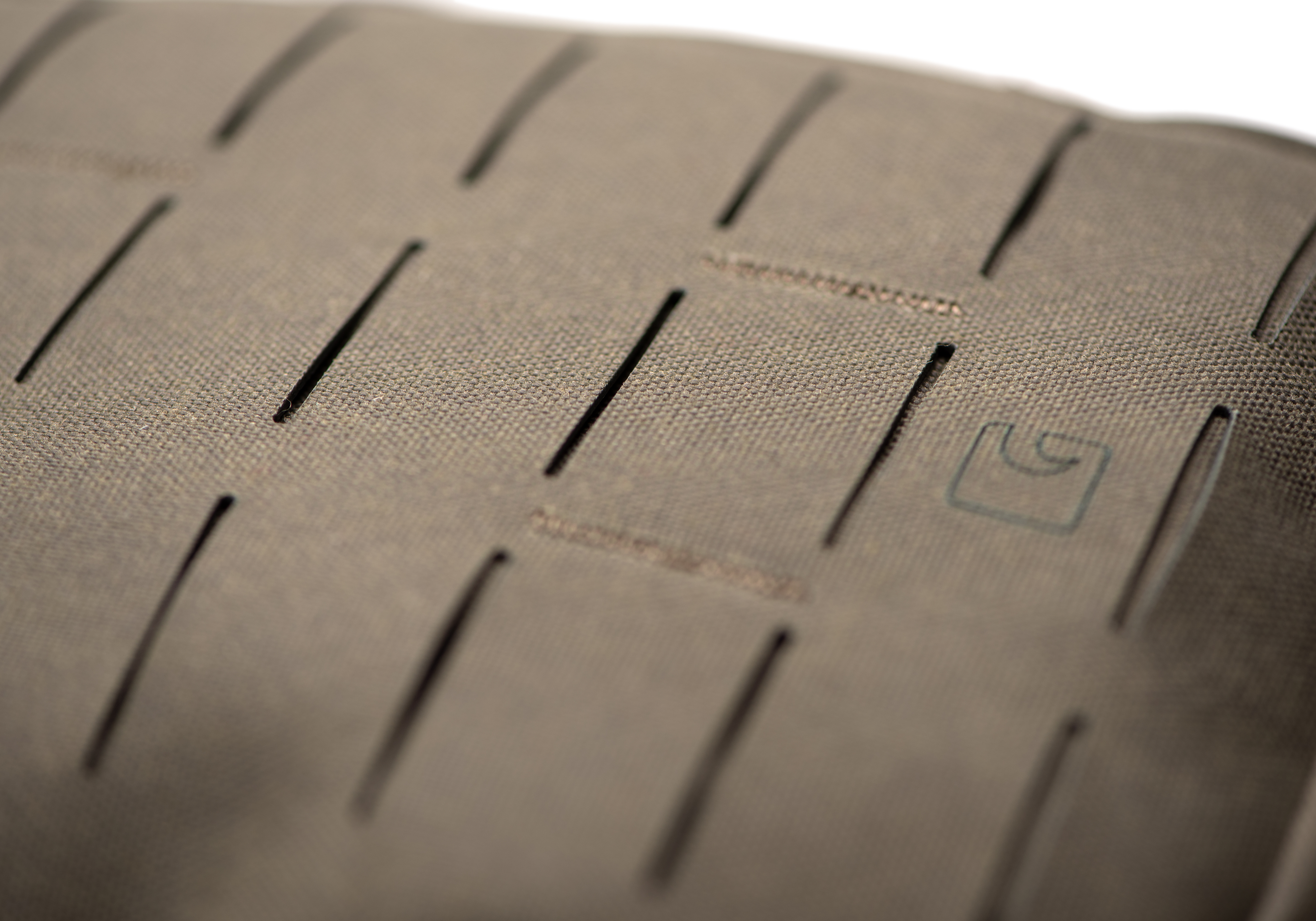 Clawgear Medium Vertical Utility Pouch LC Clawgear Medium Vertical Utility Pouch LC