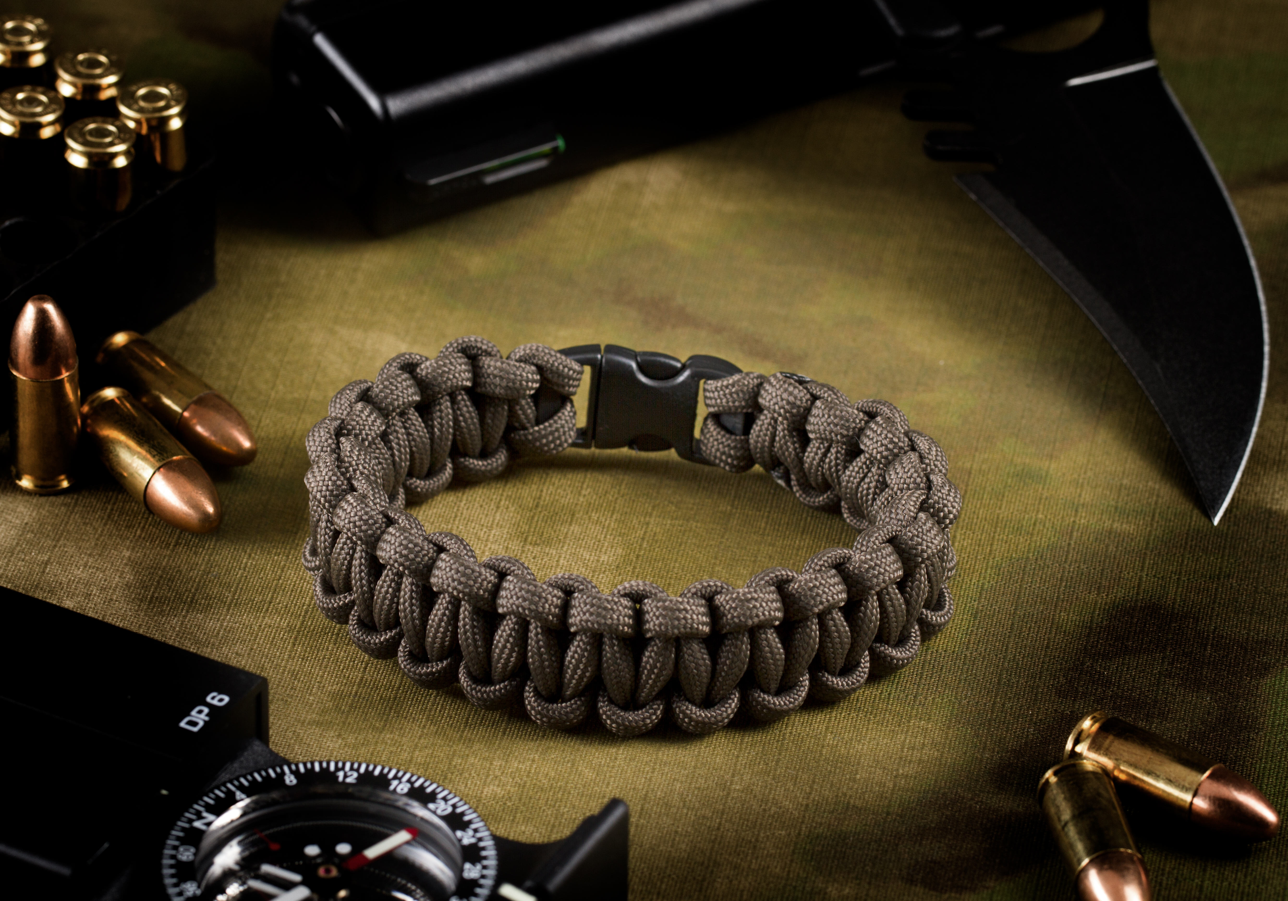 Invader Gear Paracord Bracelet Compact Invader Gear Paracord Bracelet Compact