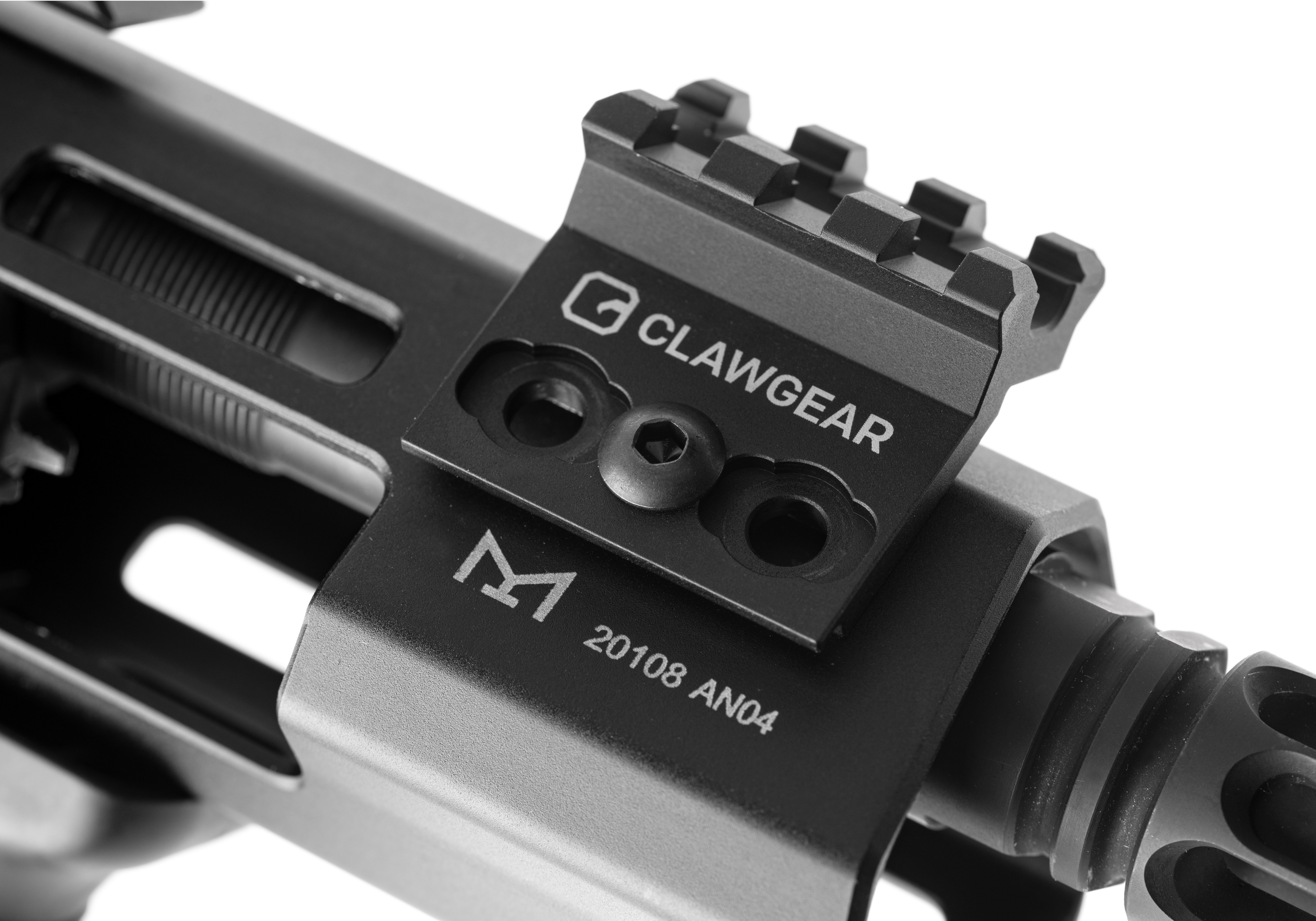 Clawgear M-Lok Rail 45° 3 Slot Clawgear M-Lok Rail 45° 3 Slot