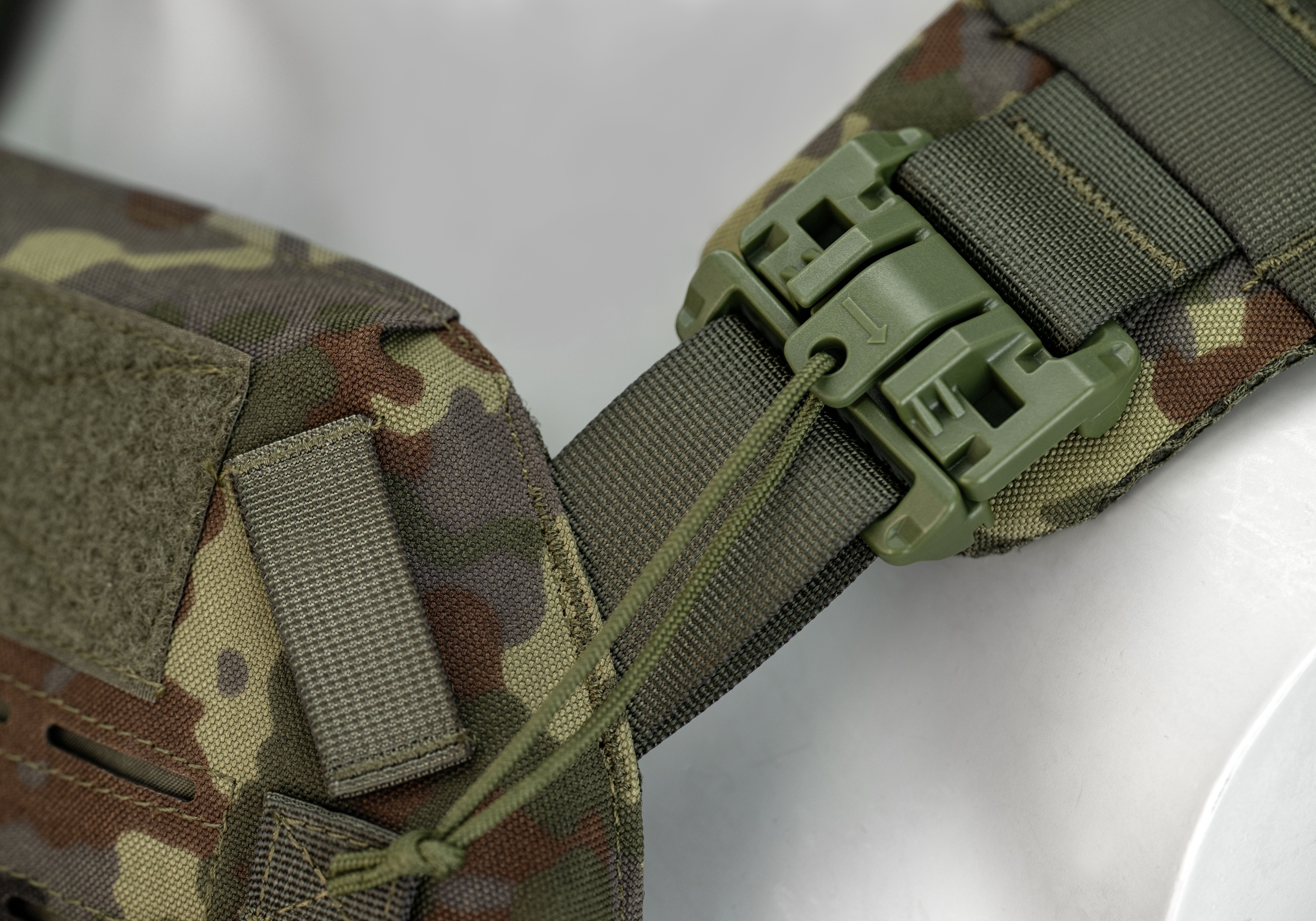 Invader Gear Reaper QRB Plate Carrier Invader Gear Reaper QRB Plate Carrier