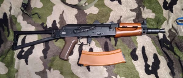 E&L ELAKS74UN Essential (2025) - Airsoftzone