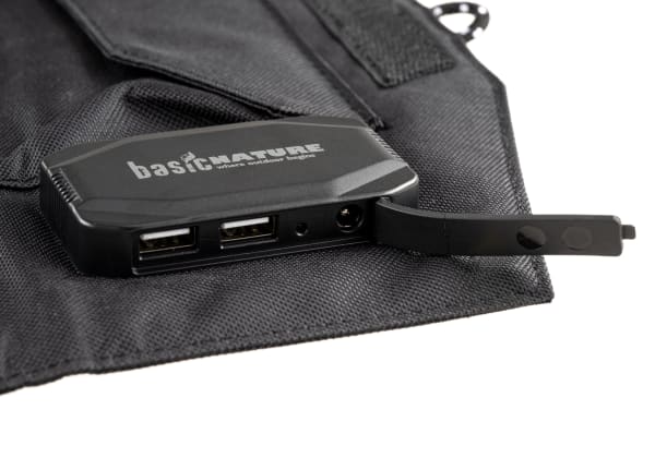 BasicNature Solar Charger Off Road