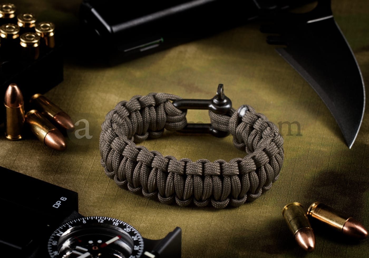 Invader Gear Shackle Bracelet Army Green (2024) - Armamat