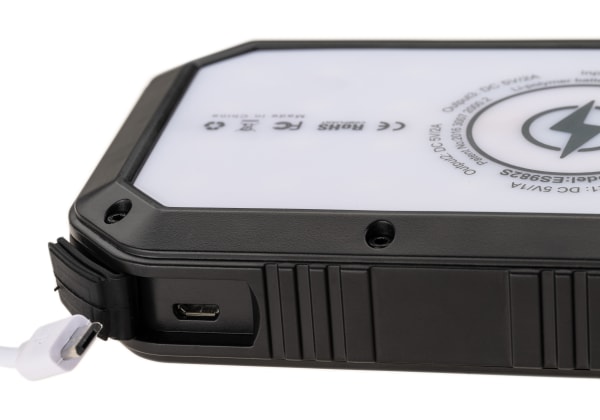 BasicNature Solar Powerbank 20
