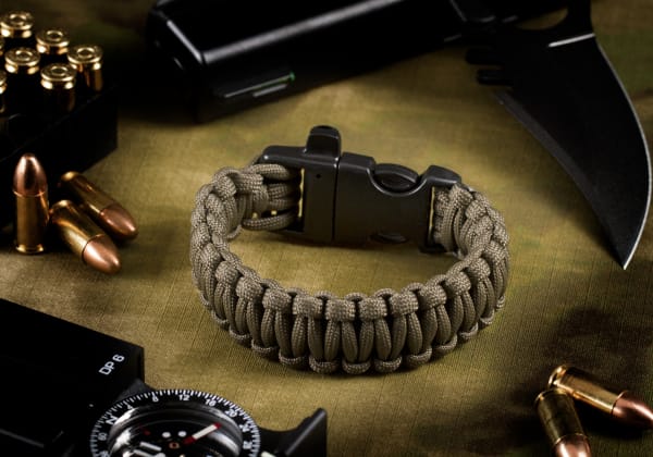 Invader Gear Survival Bracelet Army Green