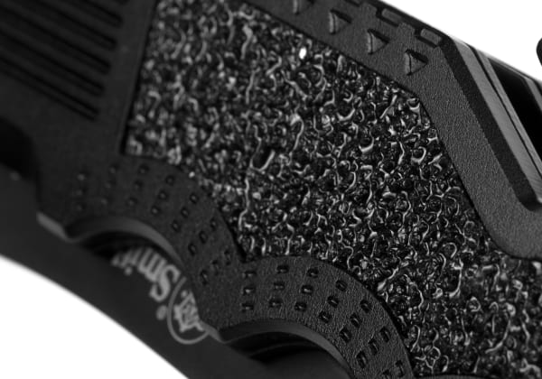 Smith & Wesson Border Guard SWBG1S Serrated Folder