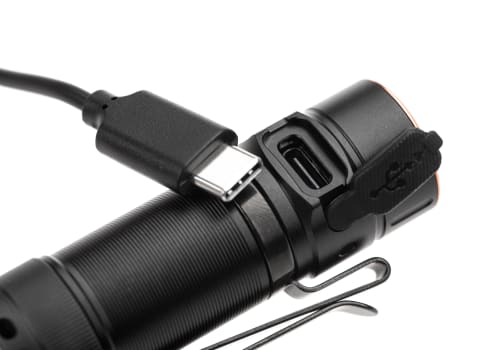Fenix E18R V2.0