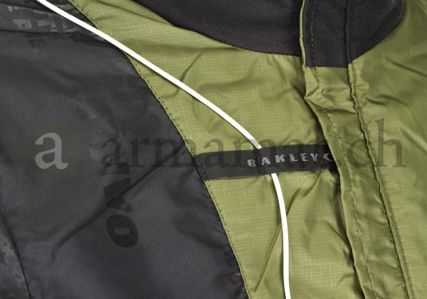 Oakley link windbreaker discount