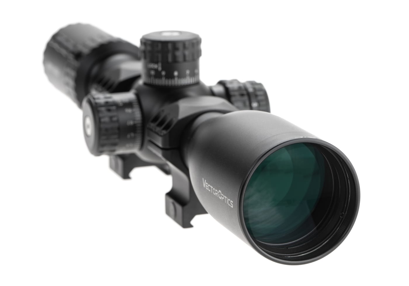 Vector Optics Aston 3-18x44