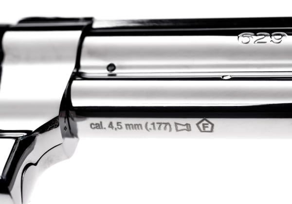 Smith & Wesson 629 Classic 5