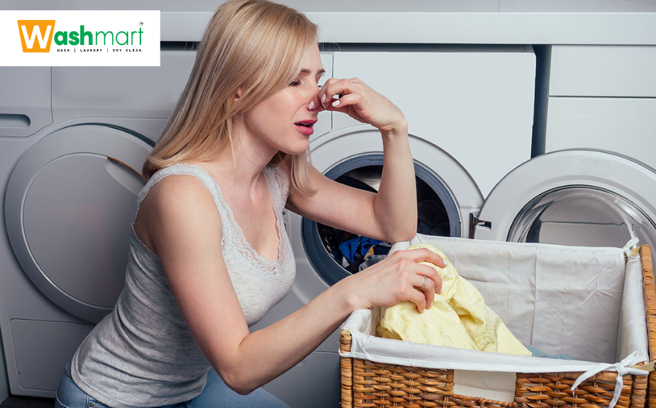 How to Get Rid of Musty Smells from Clothes
