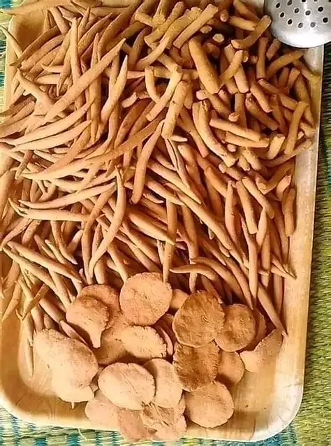 Ghanaian kuli-kuli groundnut snack