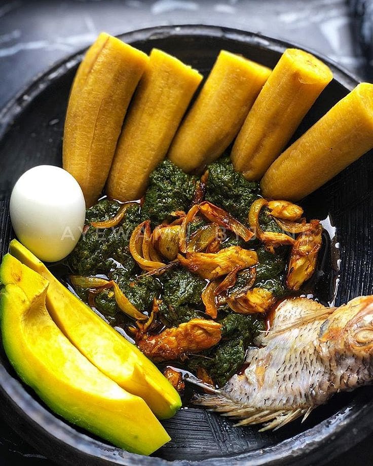 Ghanaian ampesi served with kontomire stew
