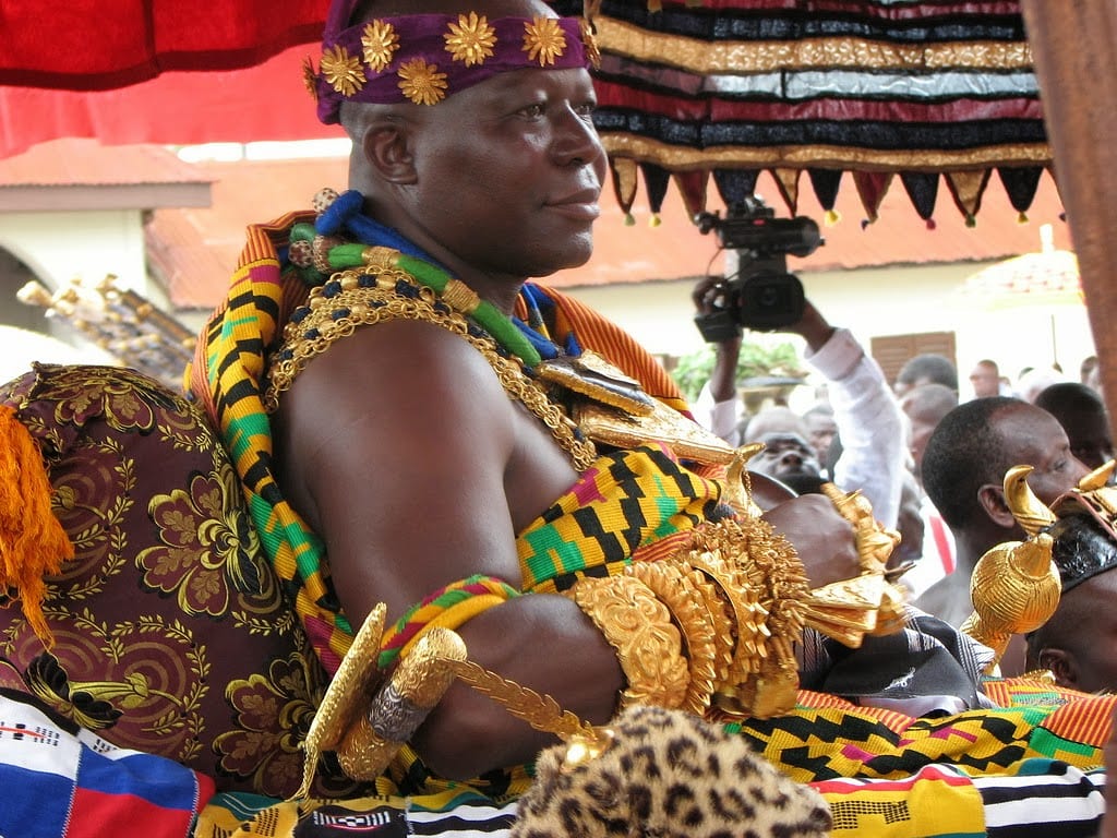 Ashanti Goldwork: Weights, Regalia and Craft gallery image 2