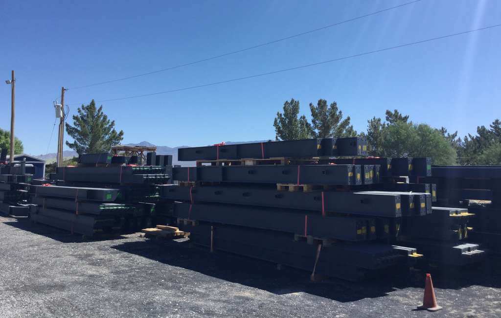 Warehousing, storage and transit (775) 5376020 Top Notch Carrier