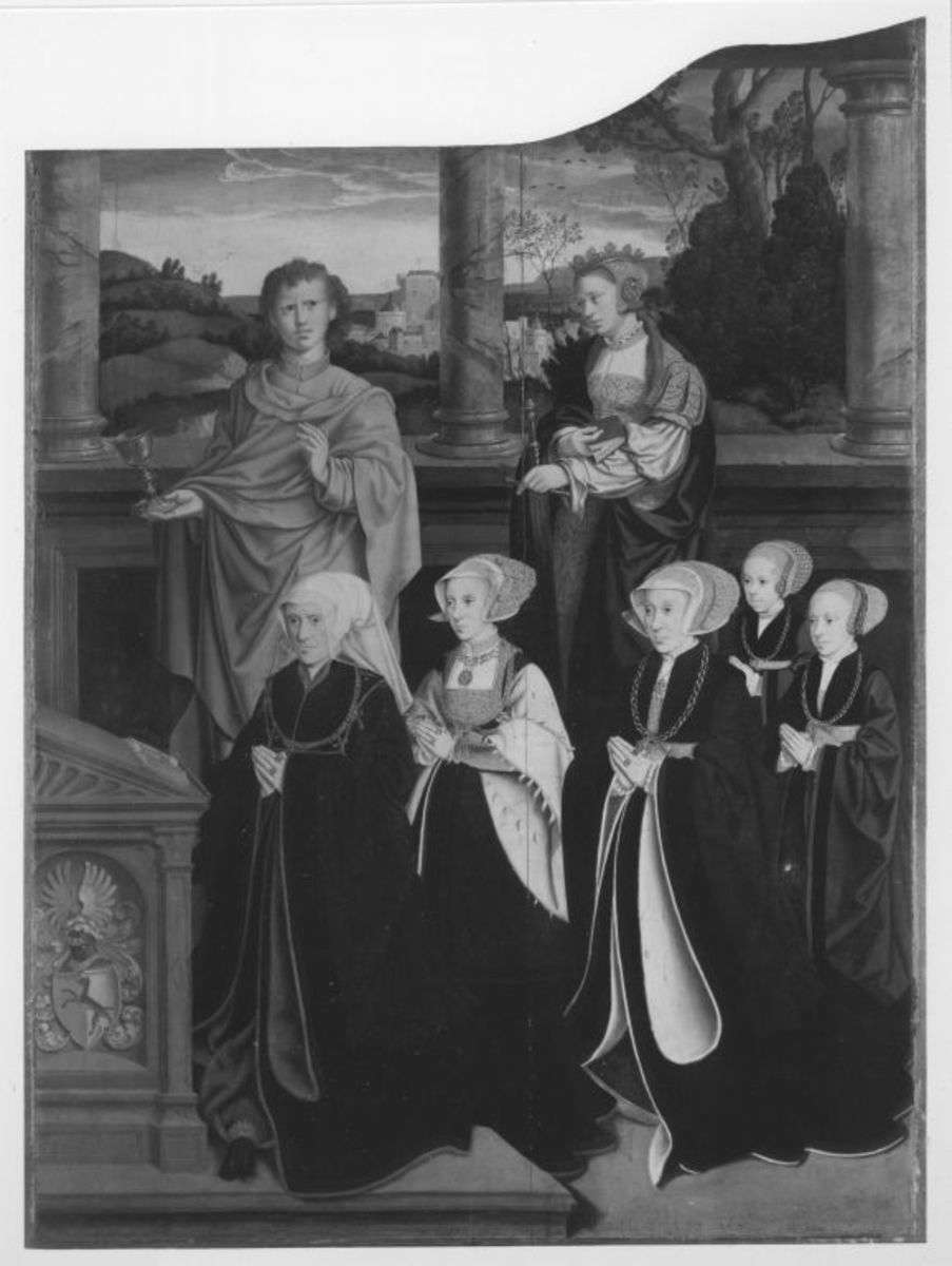 Siegen-Altar: Die hll. Johannes Ev. und Katharina mit Katharina von Siegen, geb. Wolff, und vier Töchtern 
Rückseite: Kreuzannagelung Christi
