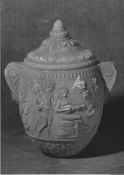 Modell für den Urnenkörper des Dirigenten Hans von Bülow in Hamburg