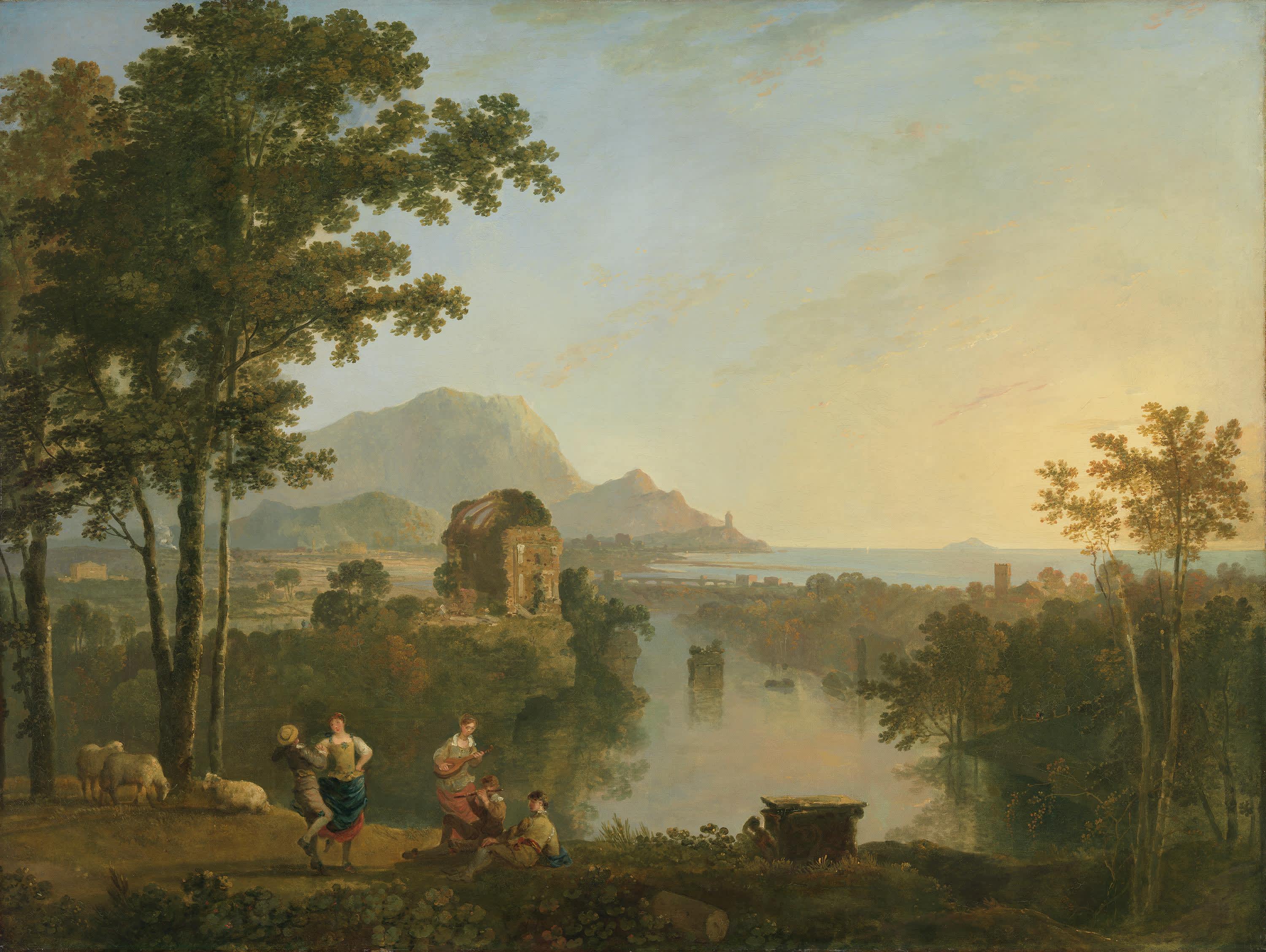 Weite südliche Küstenlandschaft in der Abenddämmerung