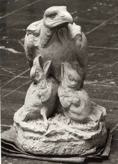 Adler mit Jungen ("Einst - empor")