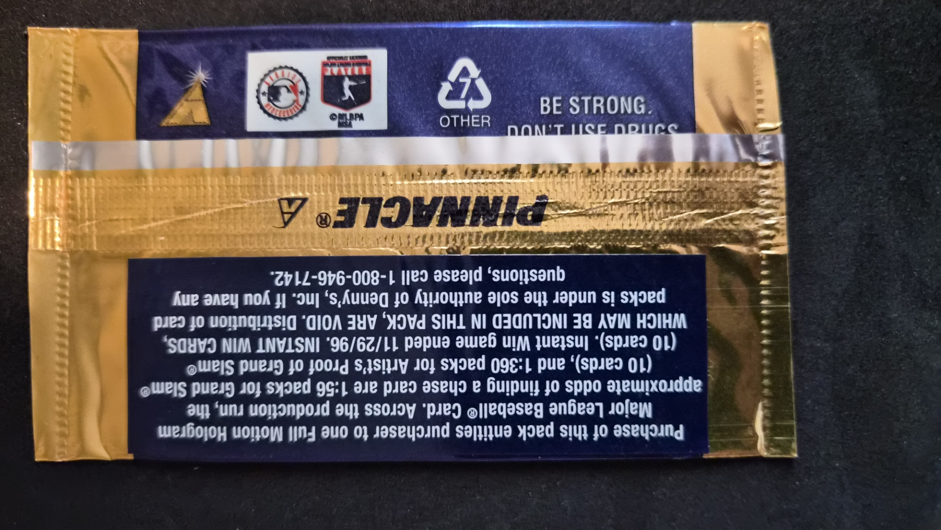 1996 Pinnacle Denny's "Instant Replay" Full Motion Hologram