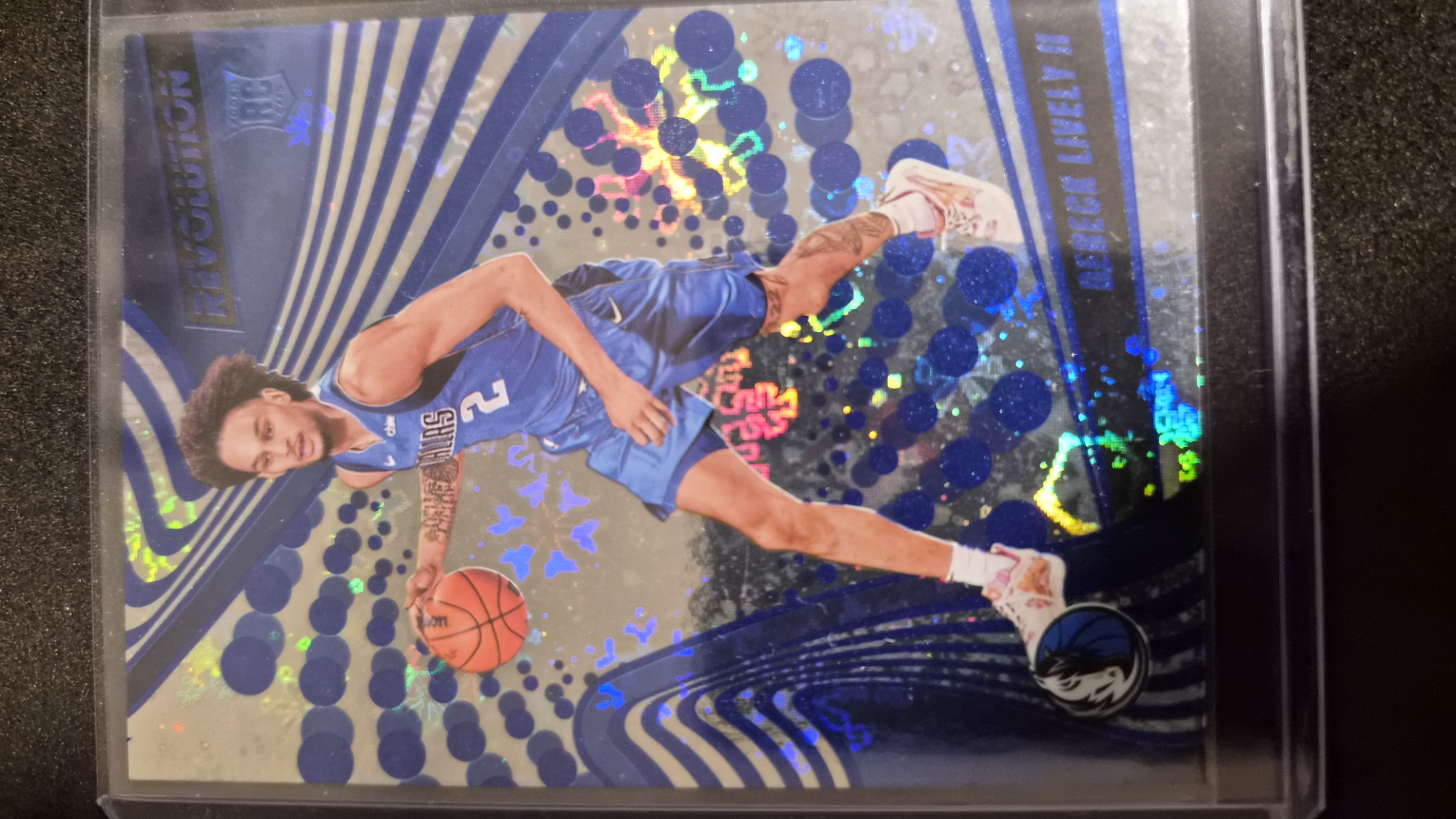 2023-24 Panini Revolution Dereck Lively II Rookie Card (#120)