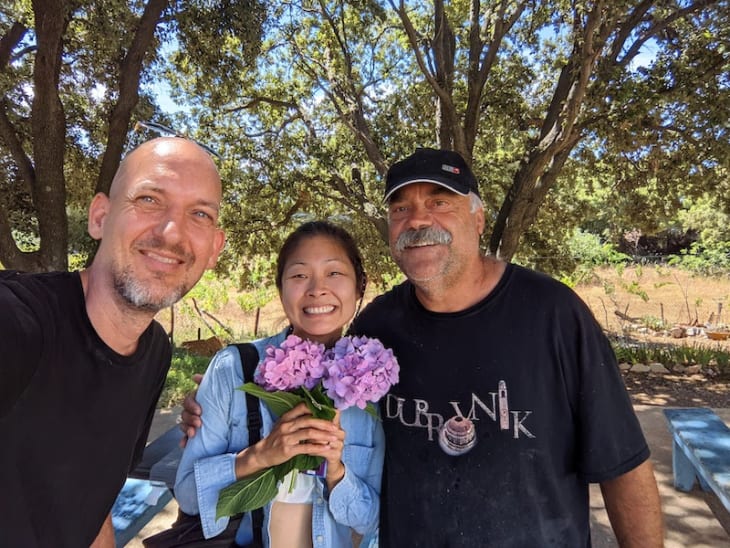 In Saplunara on the east end of Mjlet, this nice man offered Twiggy some water, then gave us coffee, maps, snacks and flowers! And we didn't even tell him it was Tobi's birthday.