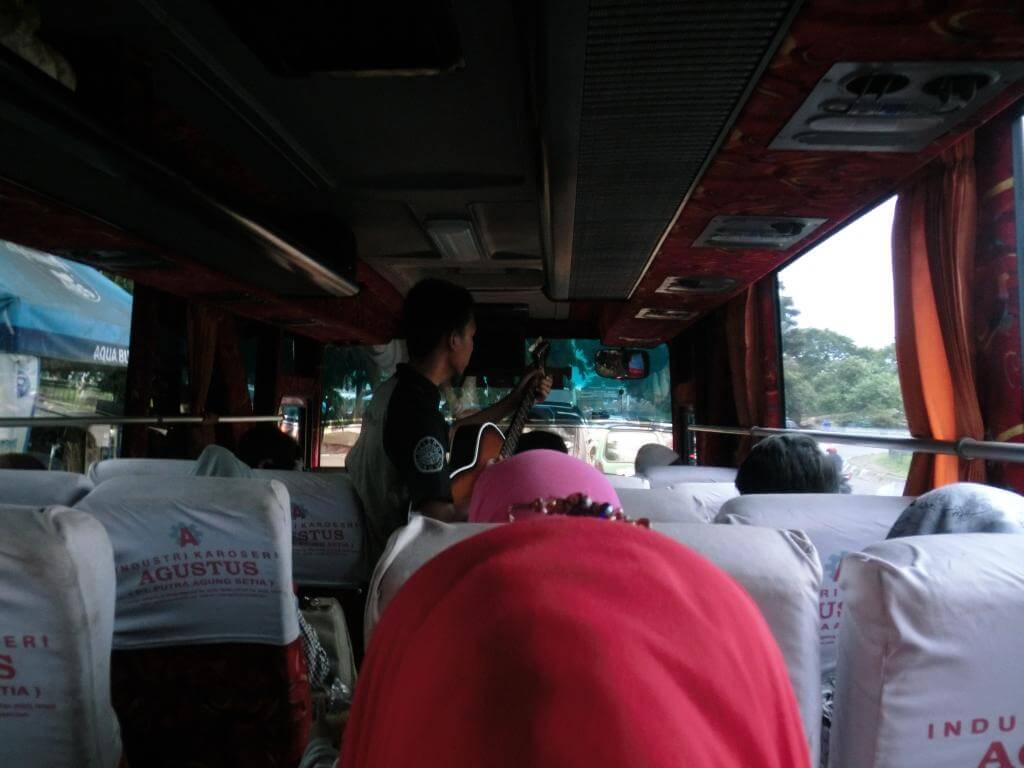 Busfahrt nach Garut Busfahrt nach Garut