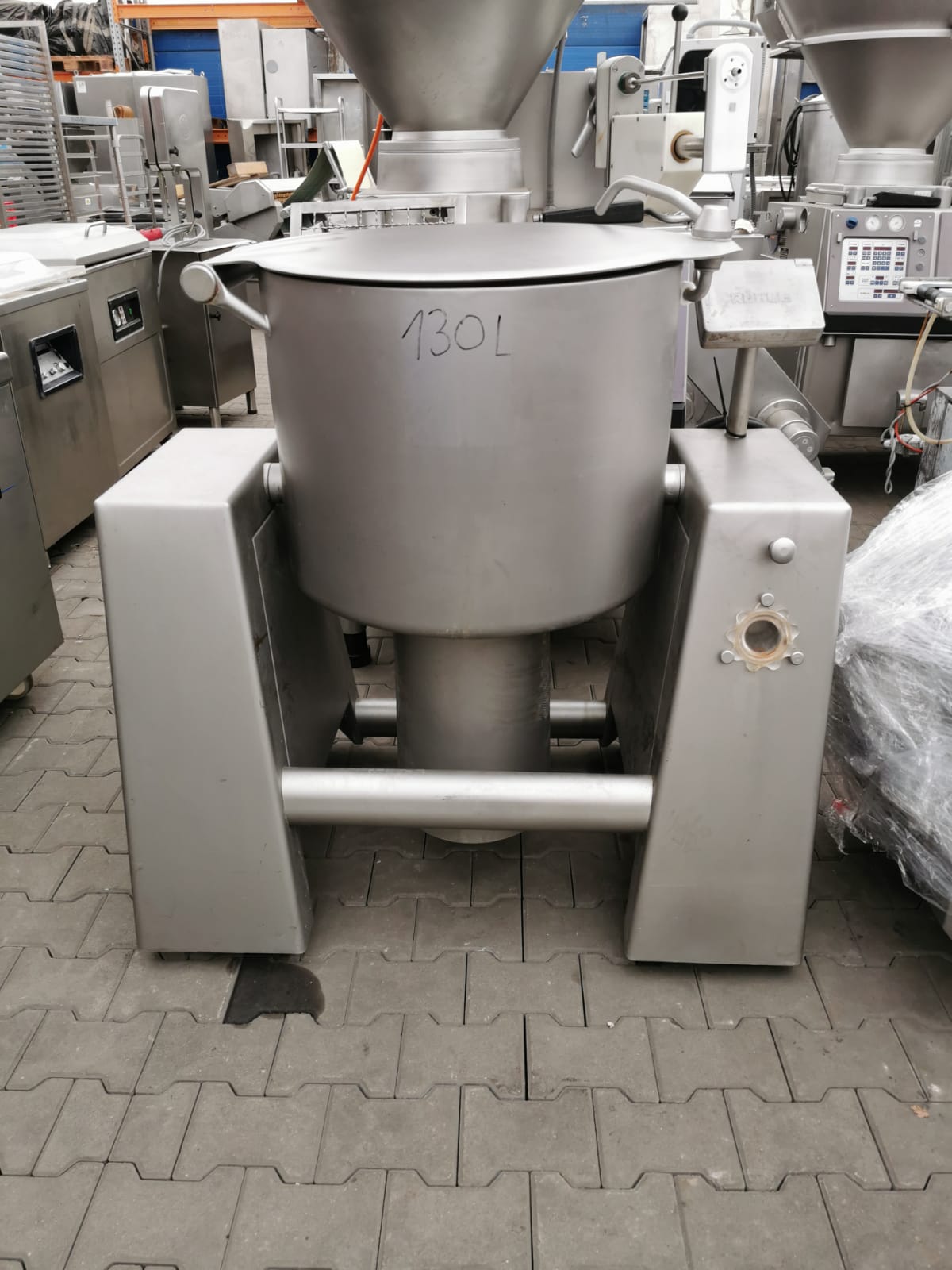 RUHLE-masownica-130ltr-22,000 (6).jpg