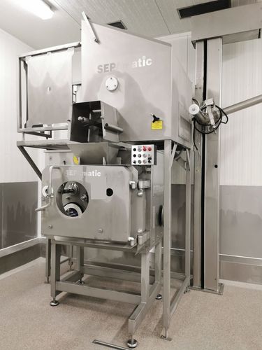 Separatory spożywcze Separator z załadunkiem SepaMatic SEPA 1200 ST