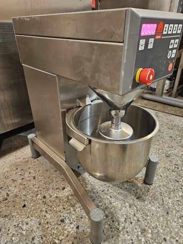 Maszyny piekarnicze Mikser planetarny BEAR Varimixer 