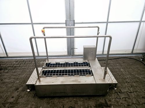 Stacja sanitarna bramka/śluza/stacja sanitarna UNIMASZ MPB-02