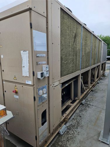 Agregaty wody lodowej - chillery Agregat wody lodowej - chiller YORK 829kW