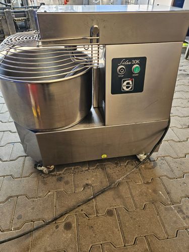 Maszyny piekarnicze Mieszarka do ciasta Cuppone SIL/30KR