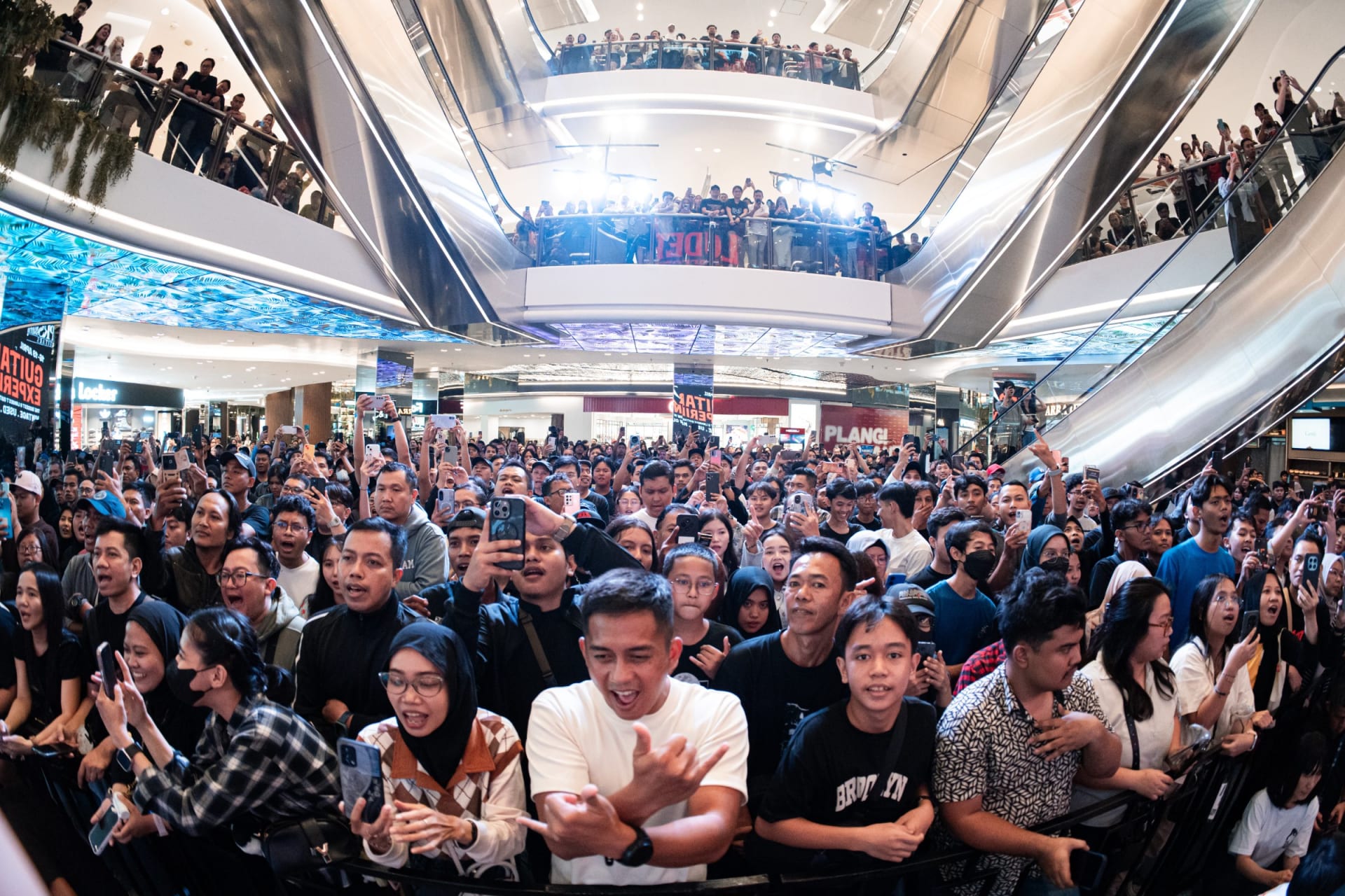 Crowd at GEX 2026