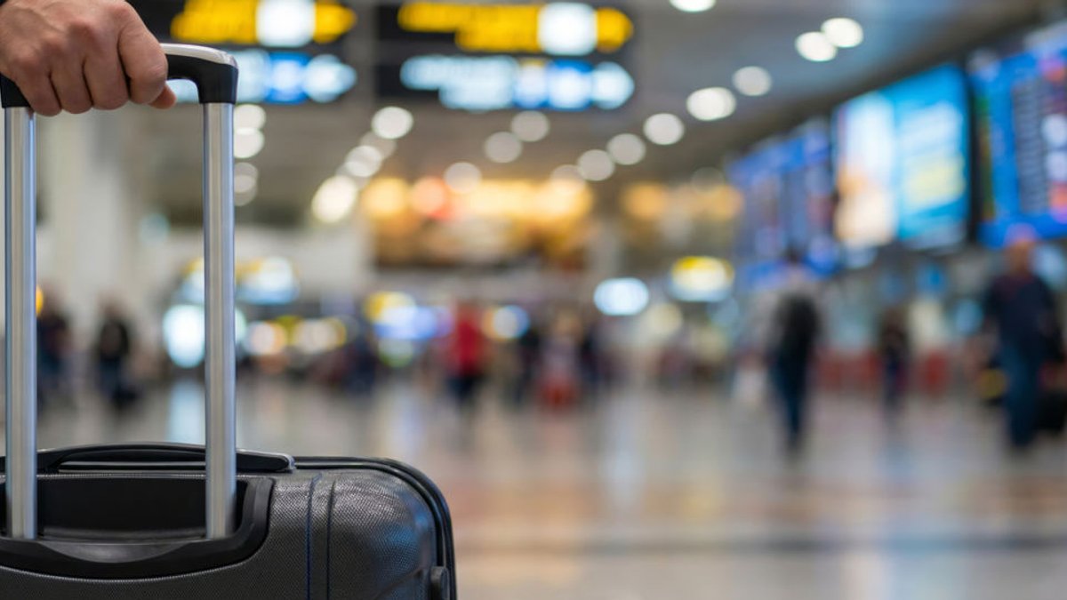 Airlines Lose Millions Due to Document Timing Delays - airlines lose millions